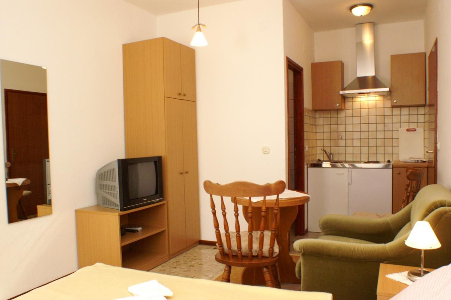 Apartments By The Sea Orebic, Peljesac - 4496 Bagian luar foto